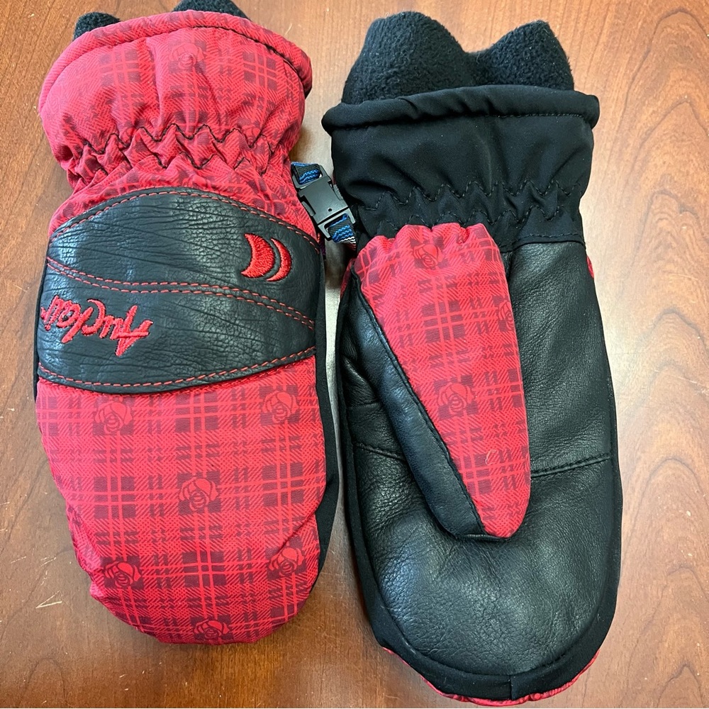 AuClair mittens red black thinsulate light weight warm gloves winter waterproof